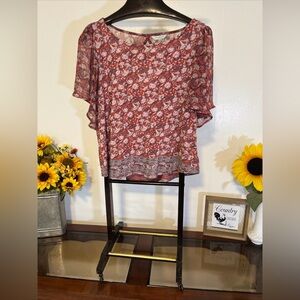 Lucky brand women’s size extra large top with bell sleeves